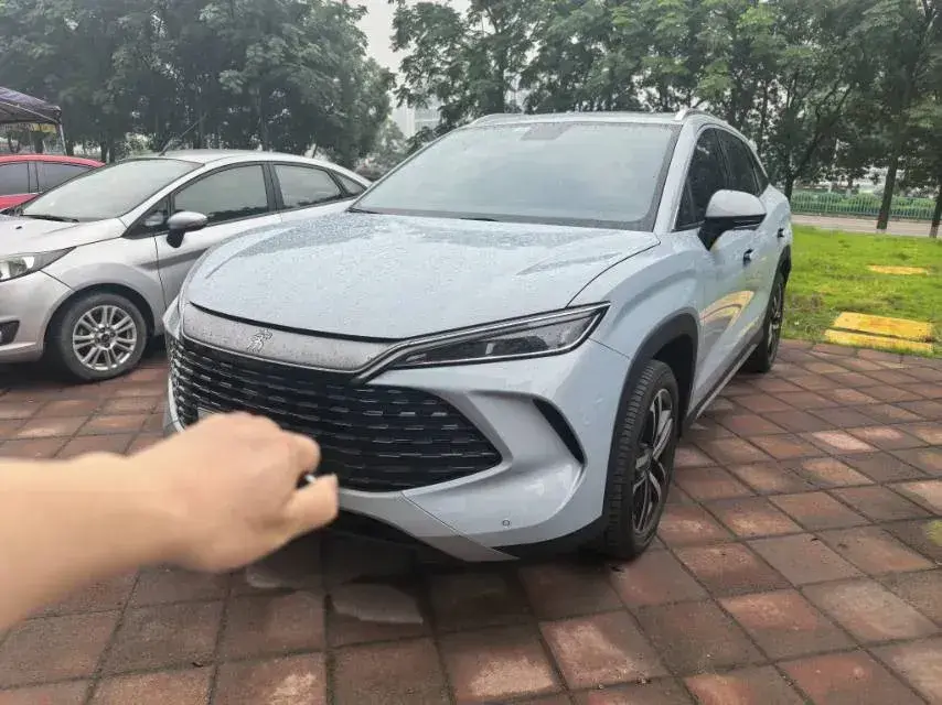 2024 BYD SongL DM-i 1.5L 101HP L4 E-CVT PHEV 18.3KWH