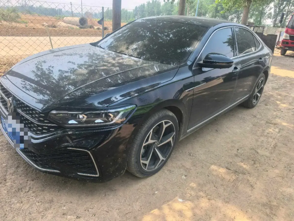 2022 Volkswagen Passat 2.0T 186HP L4 7DCT