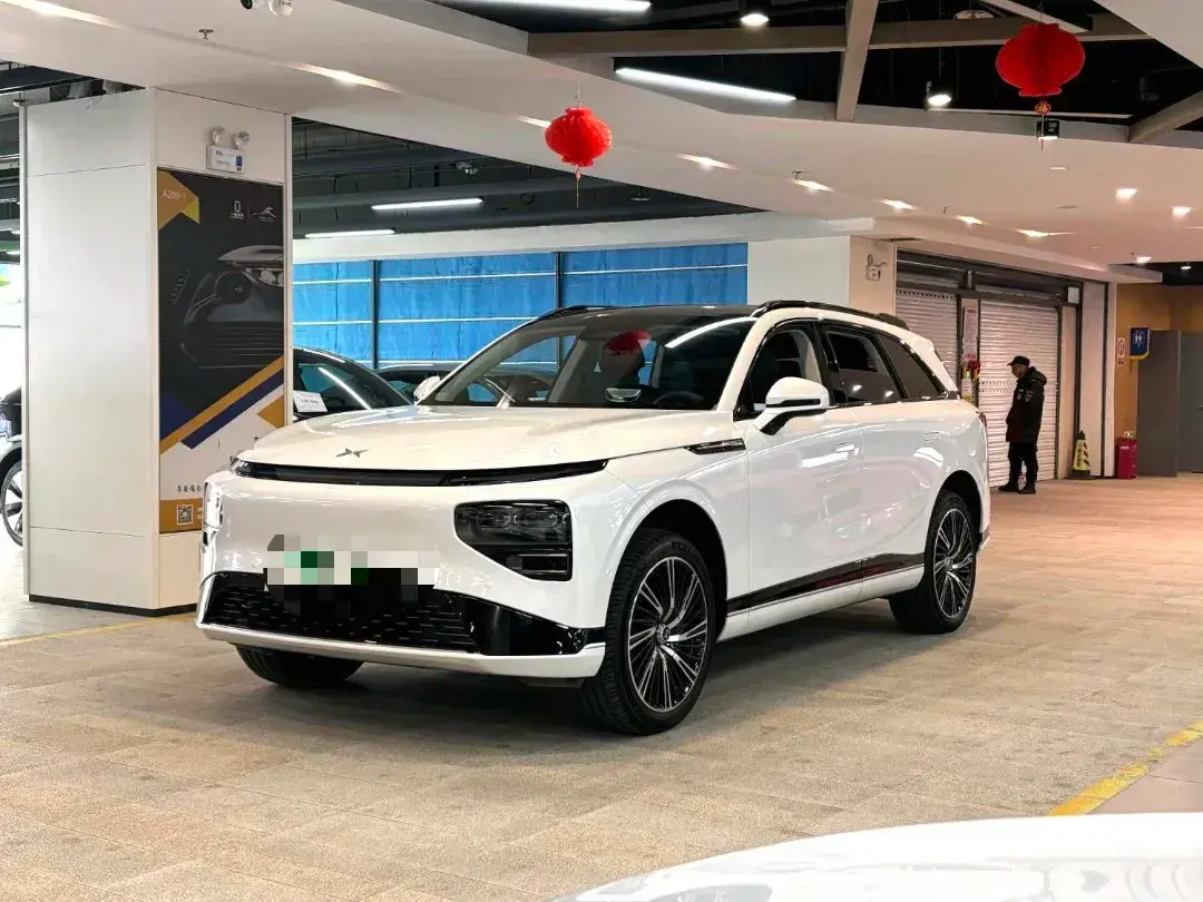 2022 Xpeng G9 BEV 98KWH