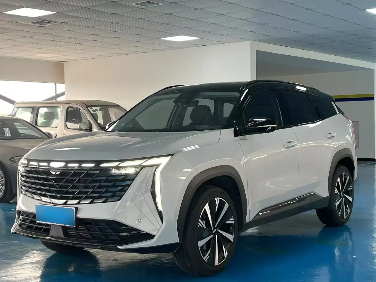 2024 Geely StarRay 1.5T 181HP L4 7DCT