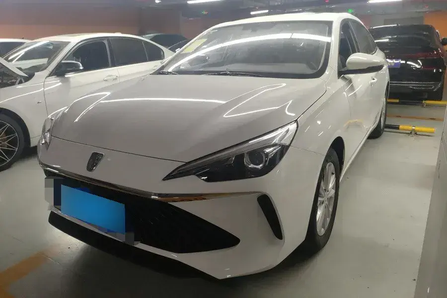 2023 Roewe i5 1.5L 129HP L4 CVT