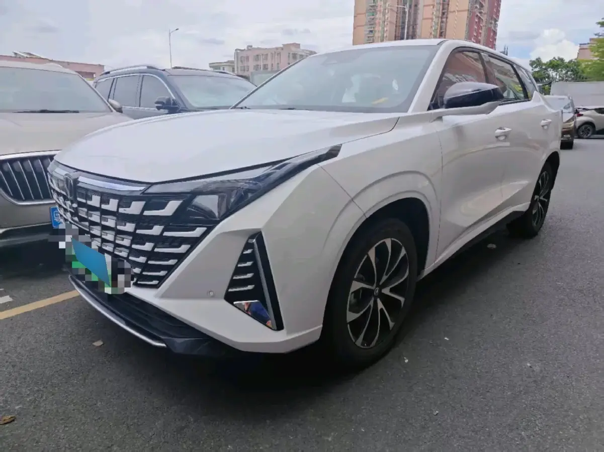2024 ChangAn UNI-Z 1.5L 98HP L4 E-CVT PHEV 18.4KWH