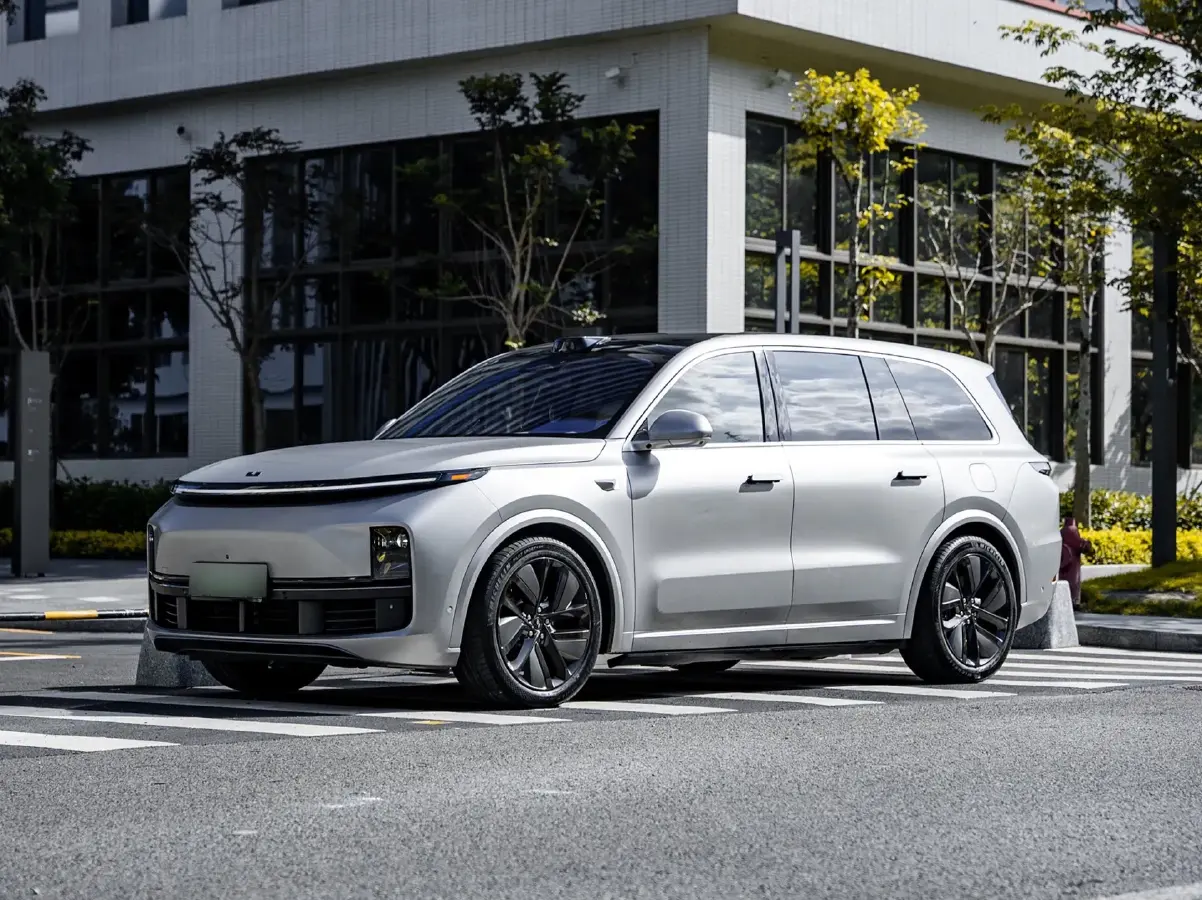 2022 Li L9 Range Extended 154HP REEV 42.6KWH