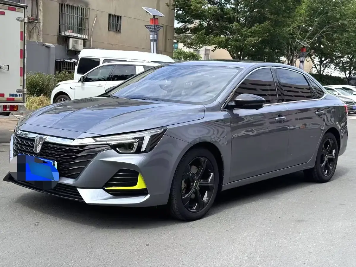 2020 Roewe i6 MAX 1.5T 169HP L4 AMT PHEV
