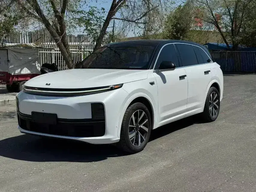 2023 Li L7 Range Extended 154HP REEV 40.9KWH