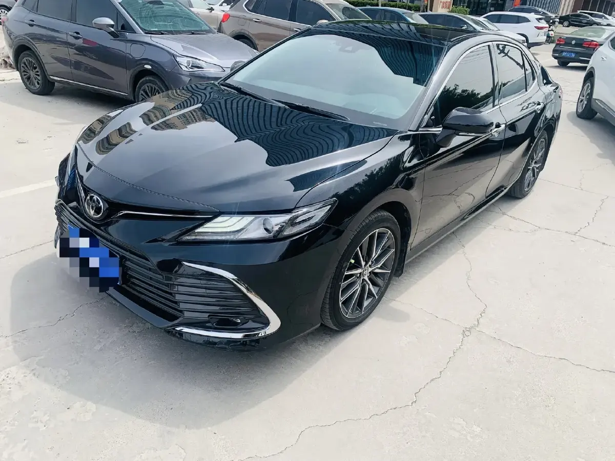 2021 Toyota Camry 2.5L 209HP L4 8AT