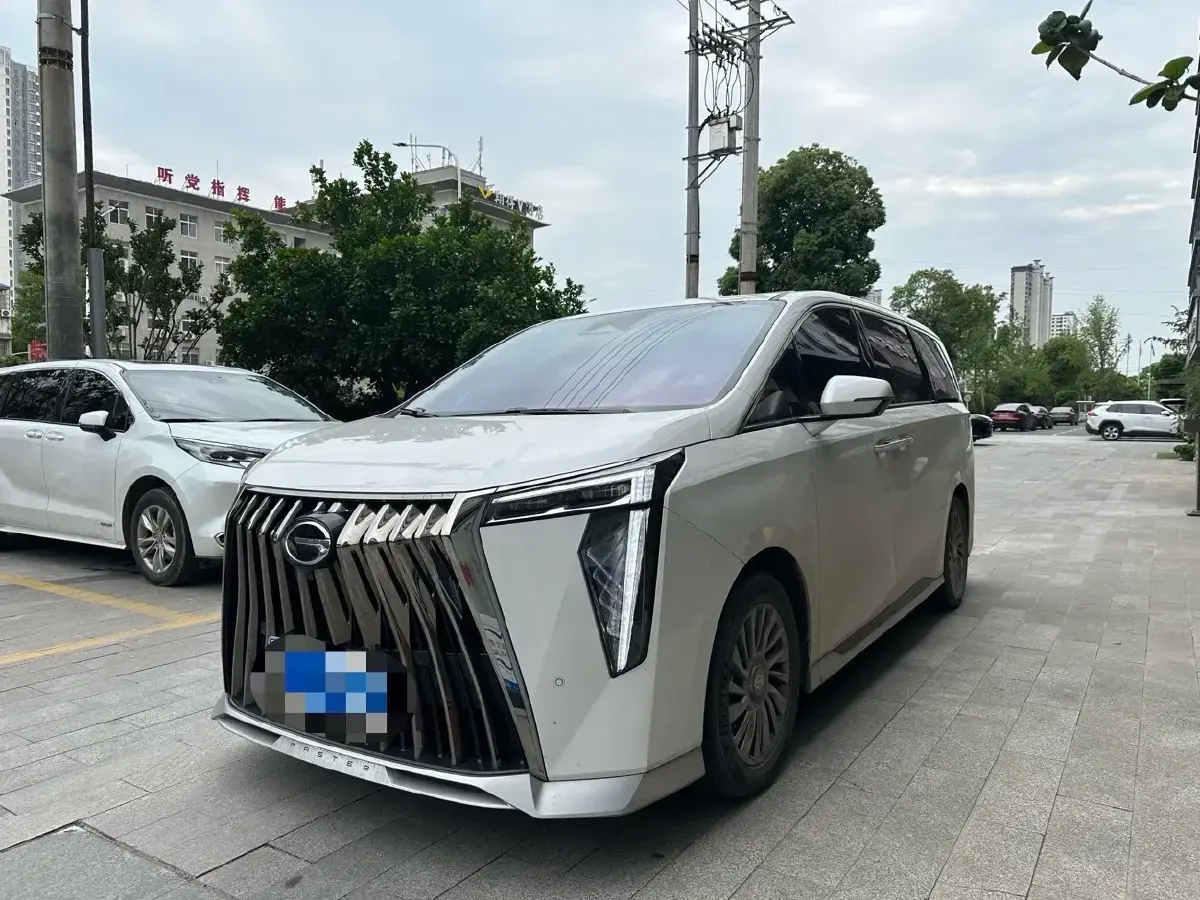 2023 GAC Trumpchi M8 2.0T 252HP L4 8AT