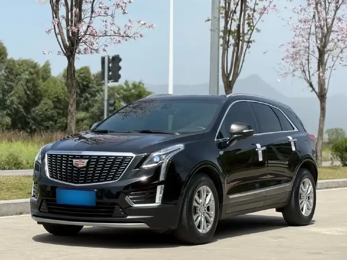 2021 Cadillac XT5 2.0T 237HP L4 9AT