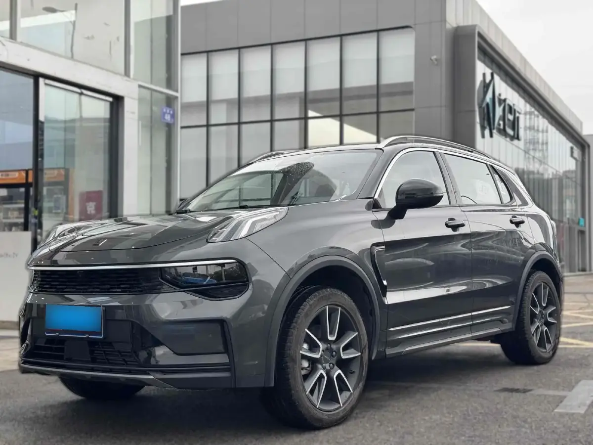 2024 LYNK&CO 01 2.0T 254HP L4 8AT