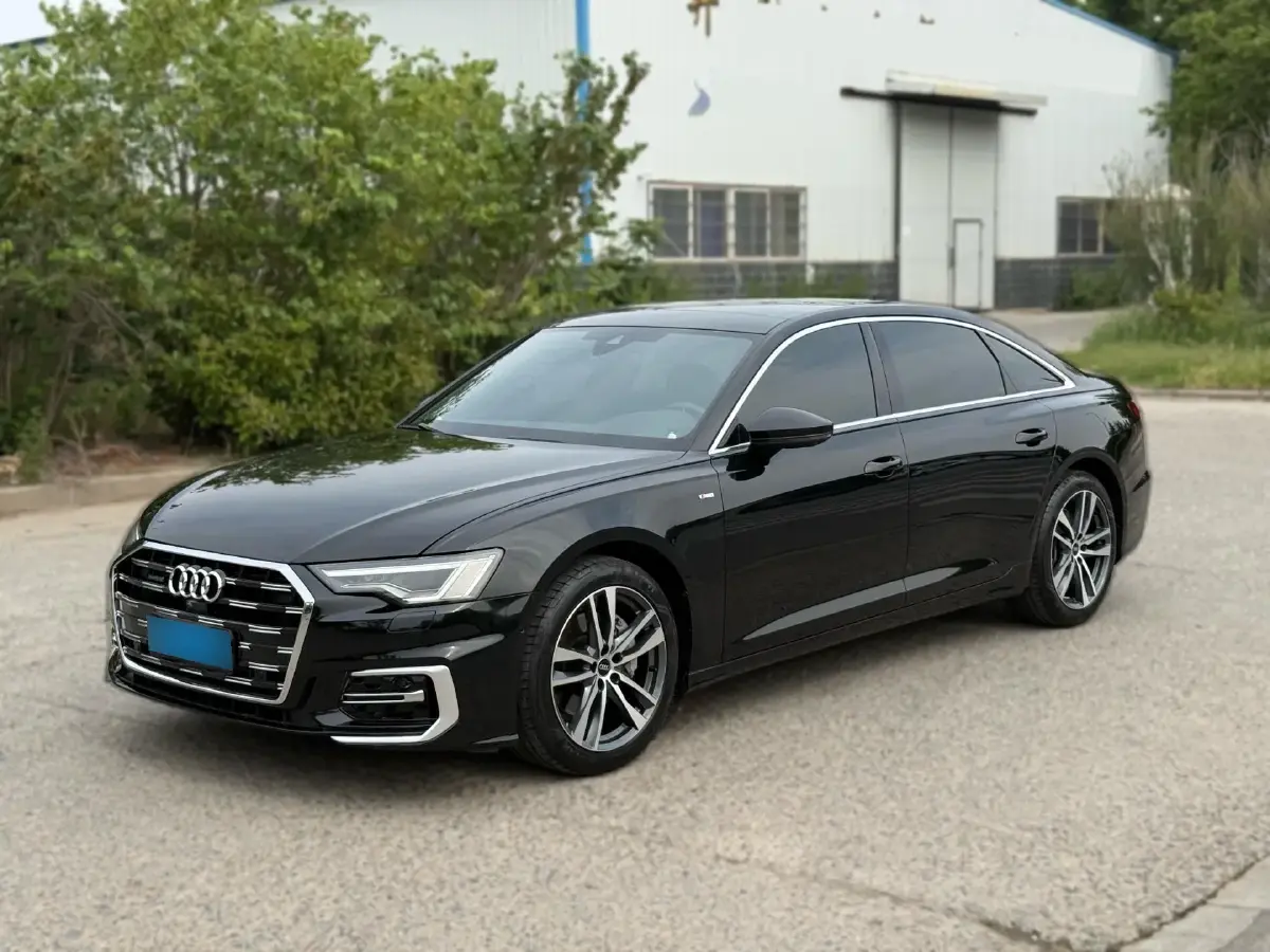2022 Audi A6L 2.0T 224HP L4 7DCT