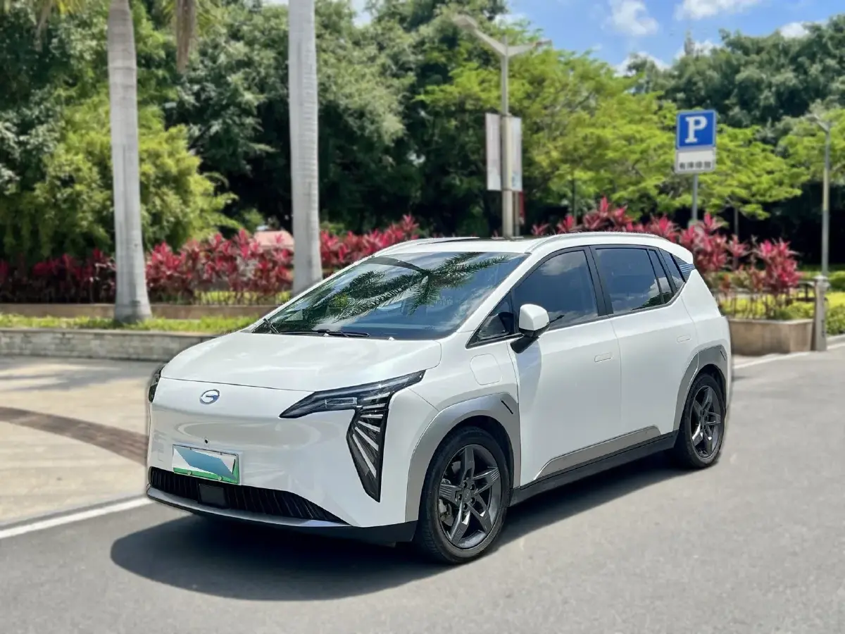 2023 Aion Y BEV 61.7KWH