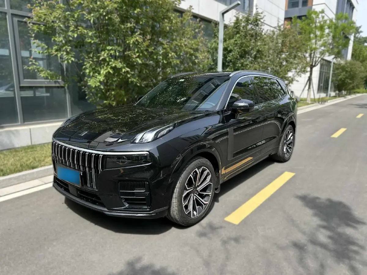 2024 LYNK&CO 09 2.0T 254HP L4 8AT