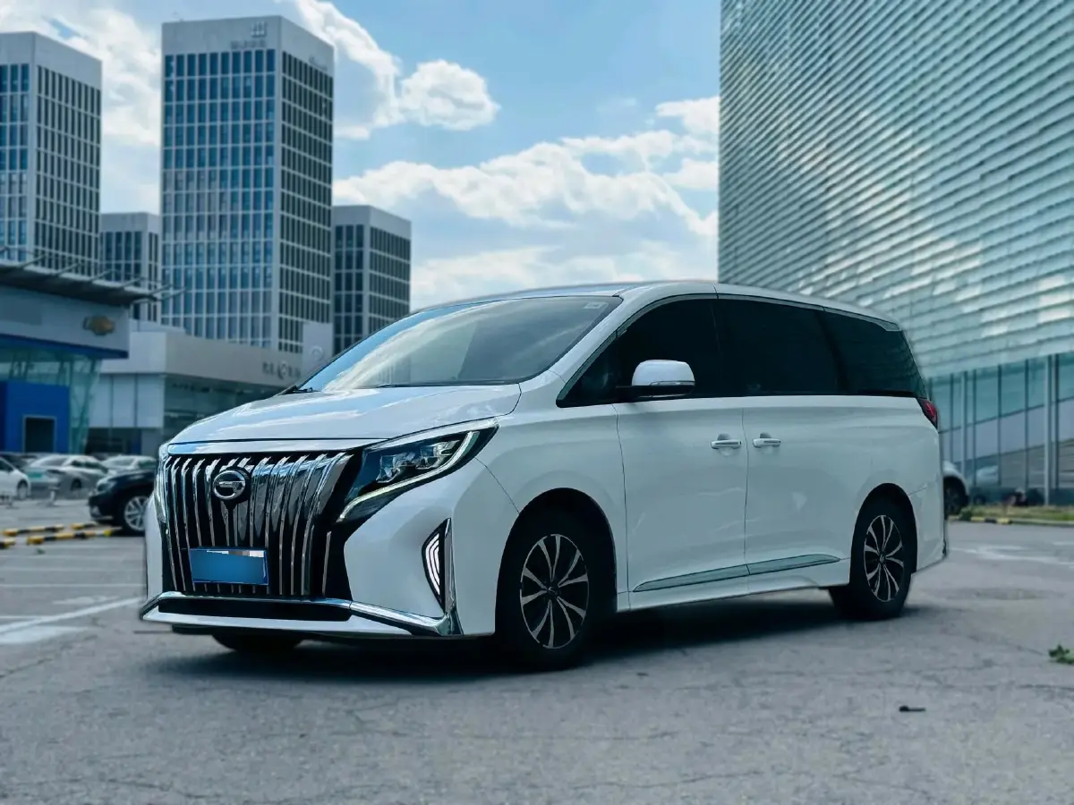 2021 GAC Trumpchi M8 2.0T 252HP L4 8AT