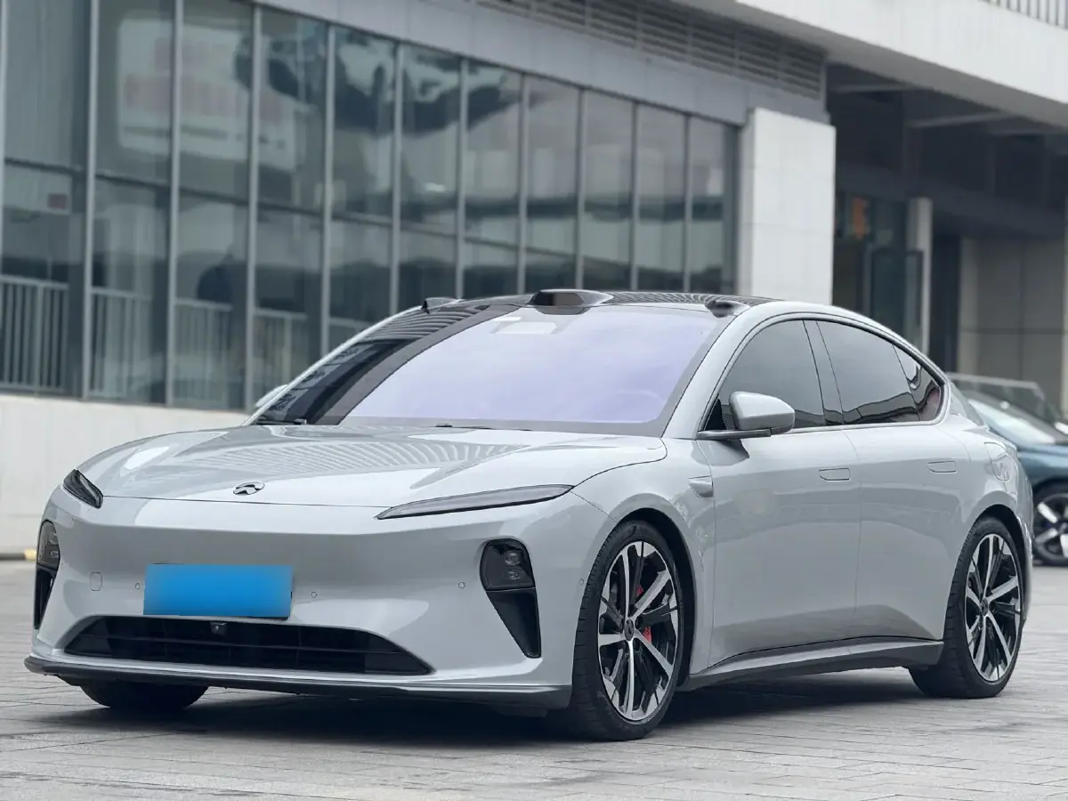 2022 NIO ET5 BEV 75KWH