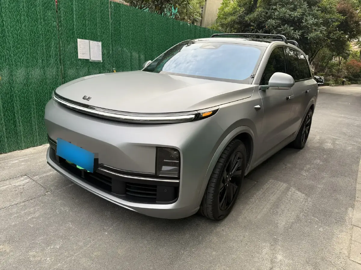 2023 Li L8 Range Extended 154HP REEV 40.9KWH