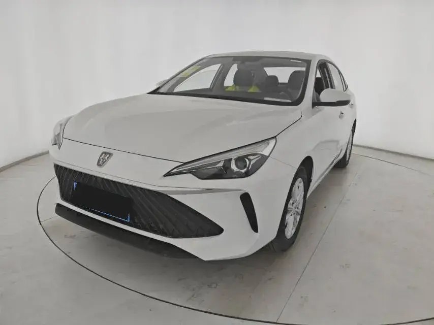 2024 Roewe i5 1.5L 129HP L4 CVT