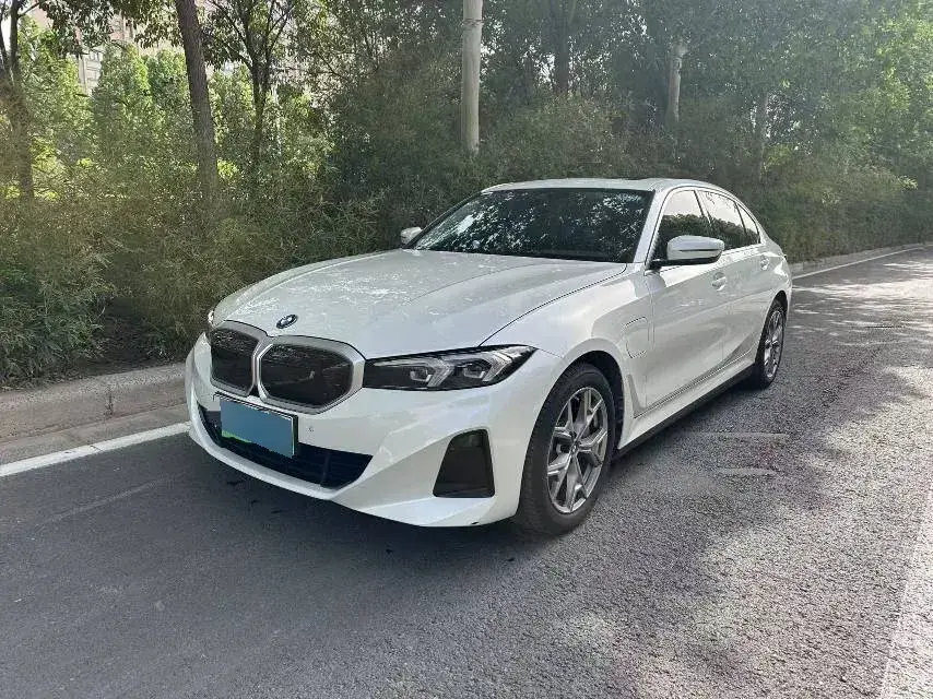 2022 BMW i3 BEV 70KWH