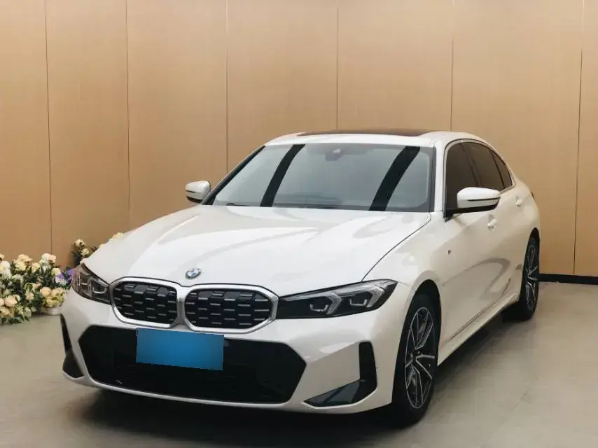 2024 BMW 3 Series 2.0T 184HP L4 8AT