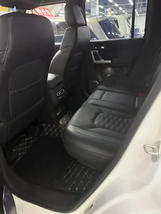 2024 212 212 T01 2.0T 252HP L4 8AT,autocango,china used car exporter,china ev exporter,chinese used car exporter,chinese used ev exporter