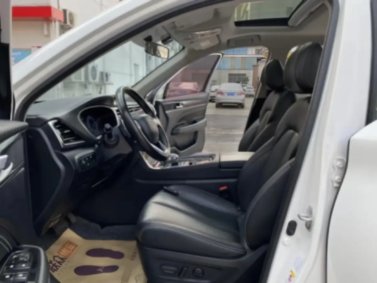 2020 GAC Trumpchi GS5 1.5T 169HP L4 6AT,autocango,china used car exporter,china ev exporter,chinese used car exporter,chinese used ev exporter