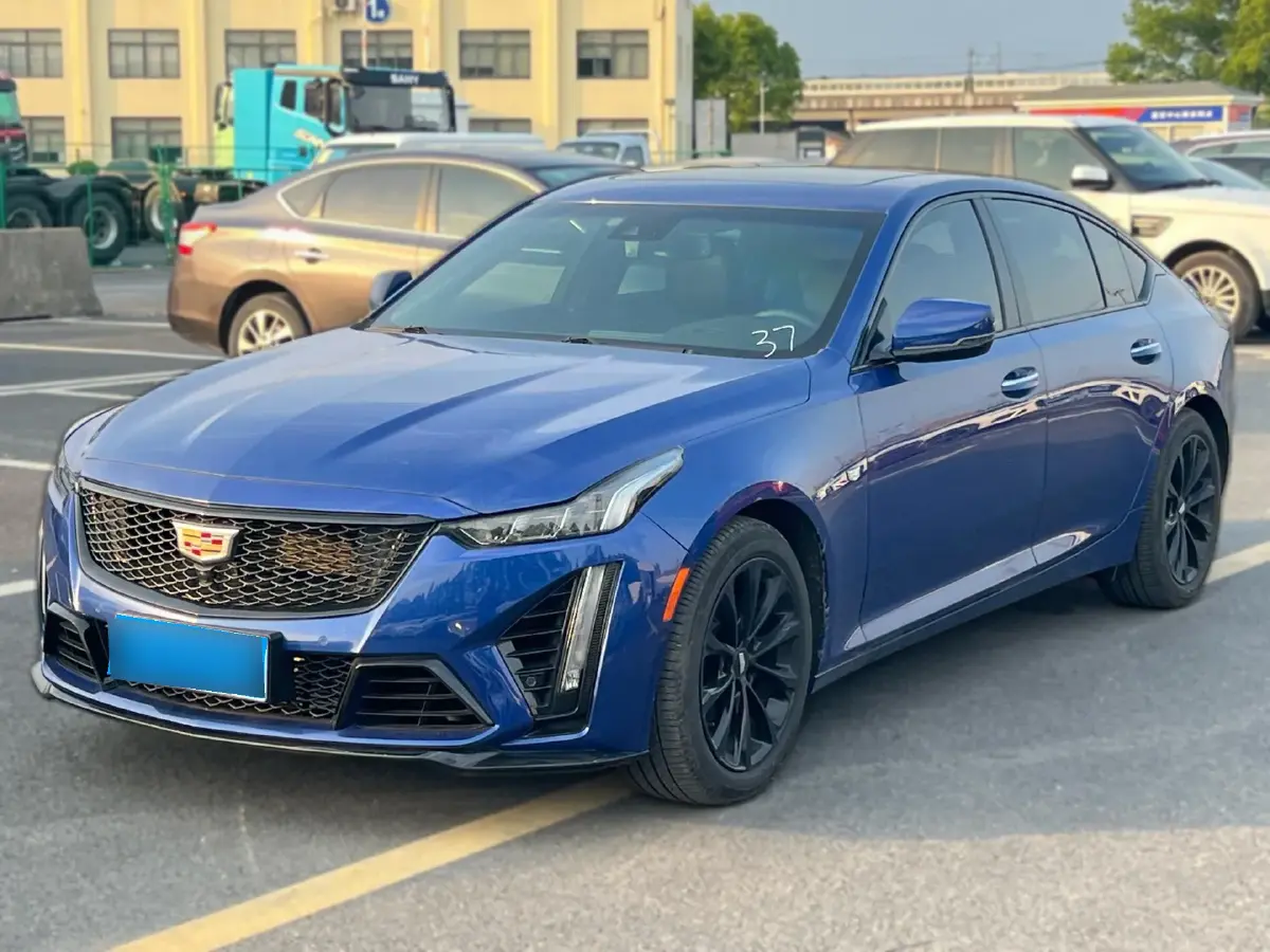 2021 Cadillac CT5 2.0T 237HP L4 10AT