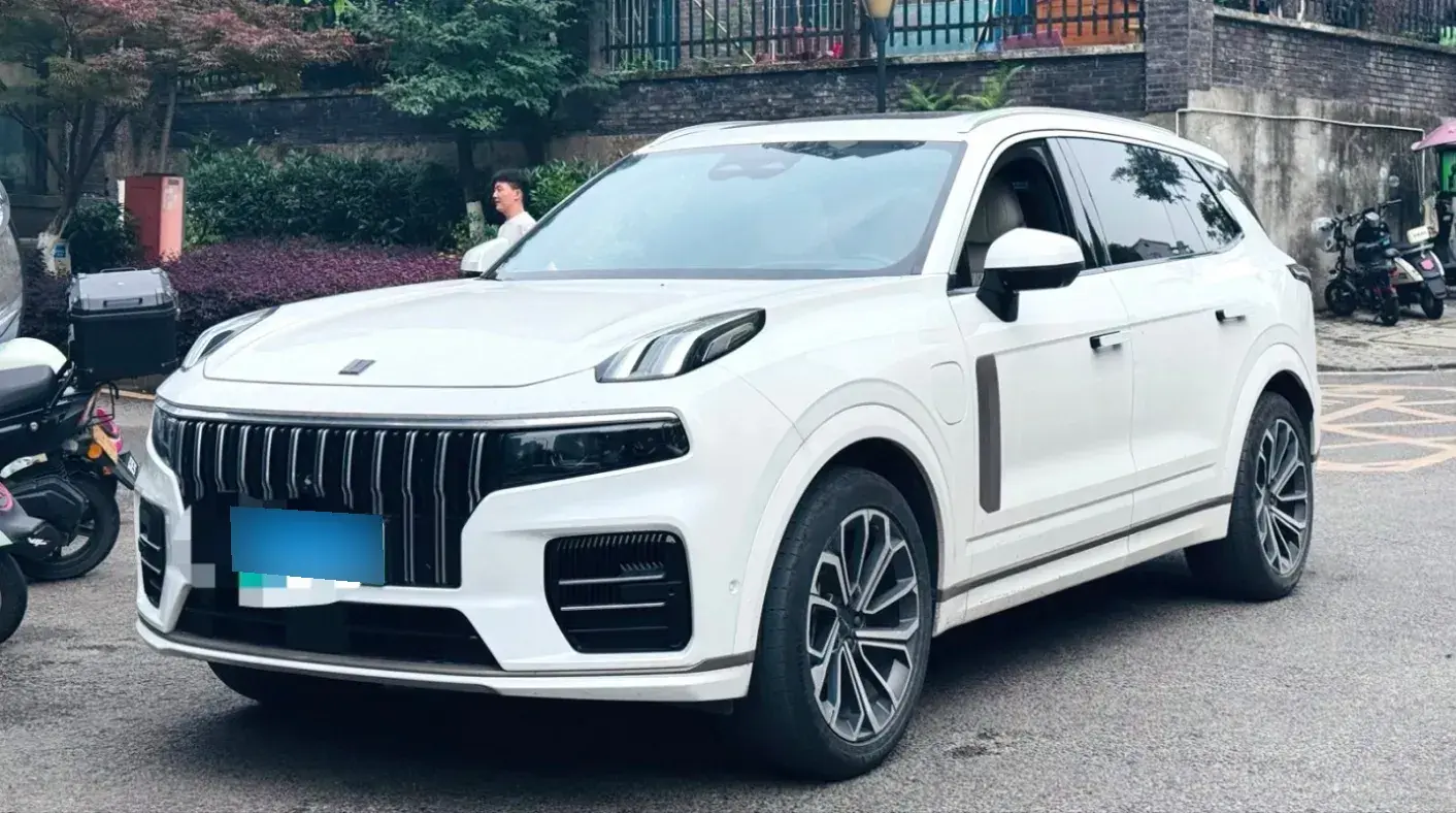 2021 LYNK&CO 09 EM-P 2.0T 254HP L4 8AT PHEV 18.83KWH