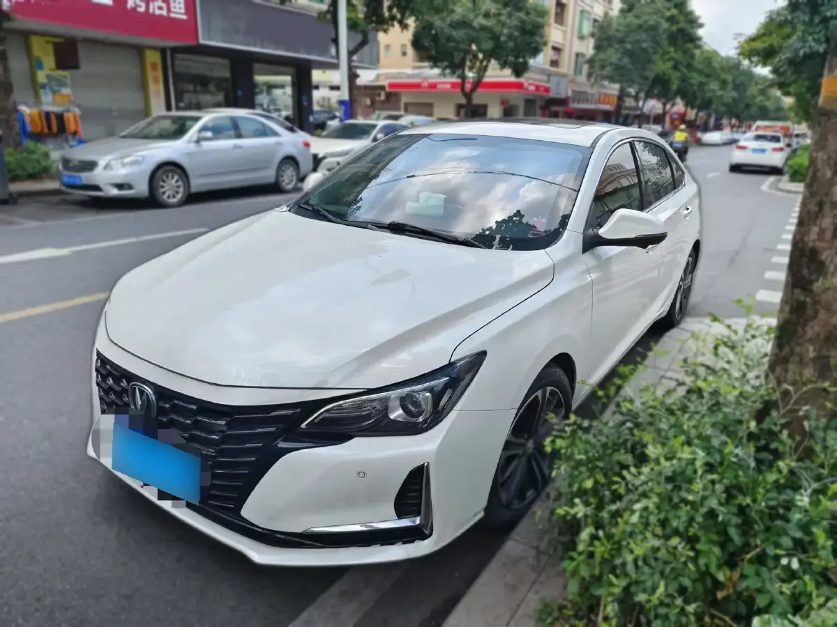 2022 ChangAn Raeton CC 1.5T 188HP L4 7DCT