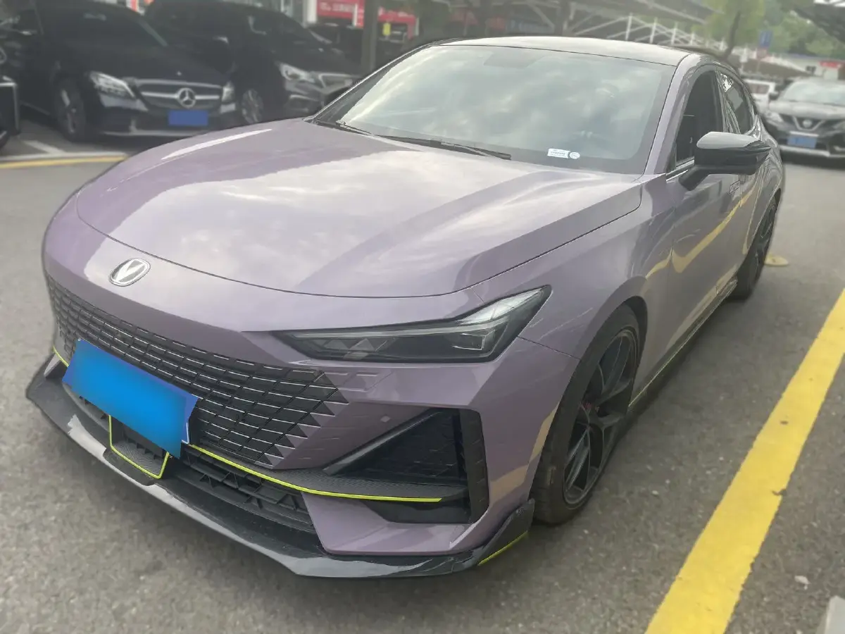 2022 ChangAn UNI-V 1.5T 188HP L4 7DCT