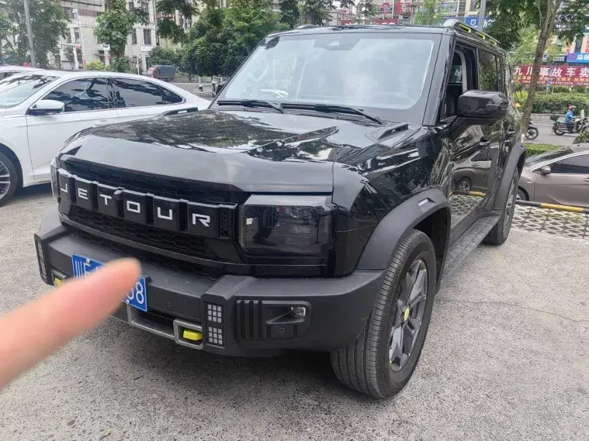 2023 Jetour Traveller 2.0T 254HP L4 7DCT