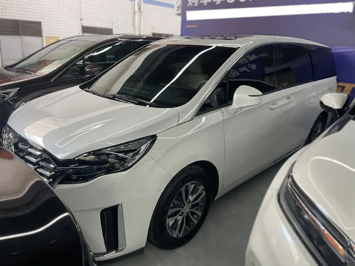 2022 Buick GL8 2.0T 237HP L4 9AT