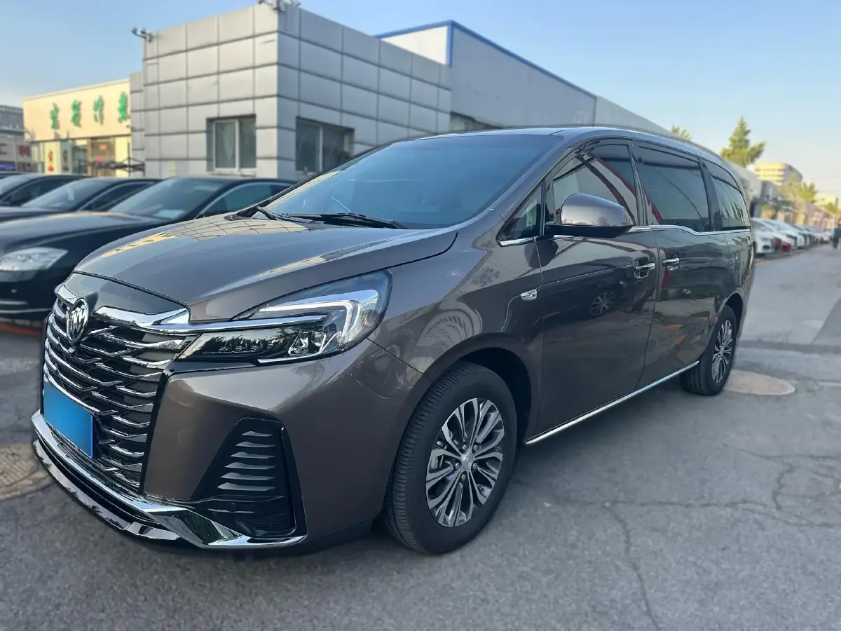 2023 Buick GL8 2.0T 237HP L4 9AT