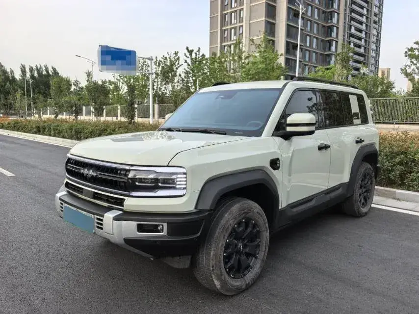 2023 FangChengBao Bao 5 1.5T 194HP L4 E-CVT PHEV 31.8KWH