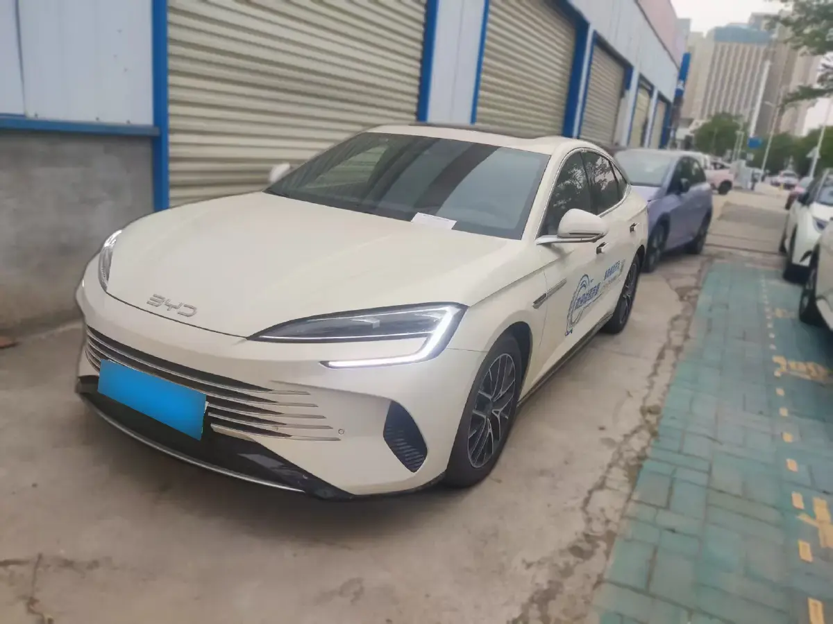 2025 BYD Seal07 DM-i 1.5L 101HP L4 E-CVT PHEV 17.6KWH