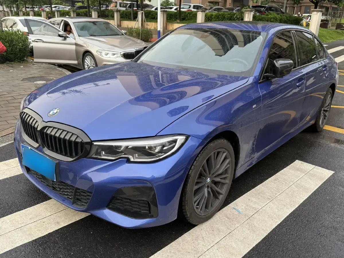 2022 BMW 3 Series 2.0T 258HP L4 8AT