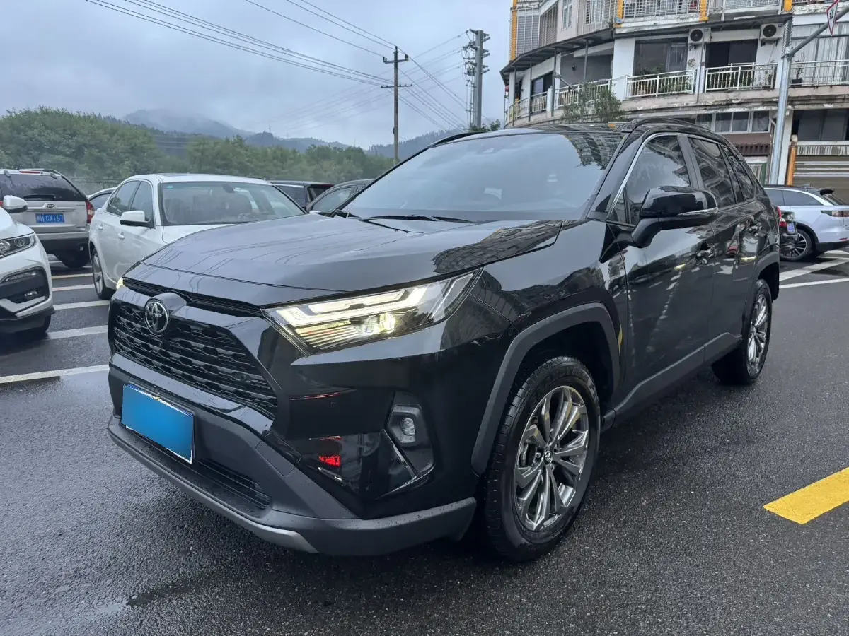 2023 Toyota RAV4 2.0L 171HP L4 CVT