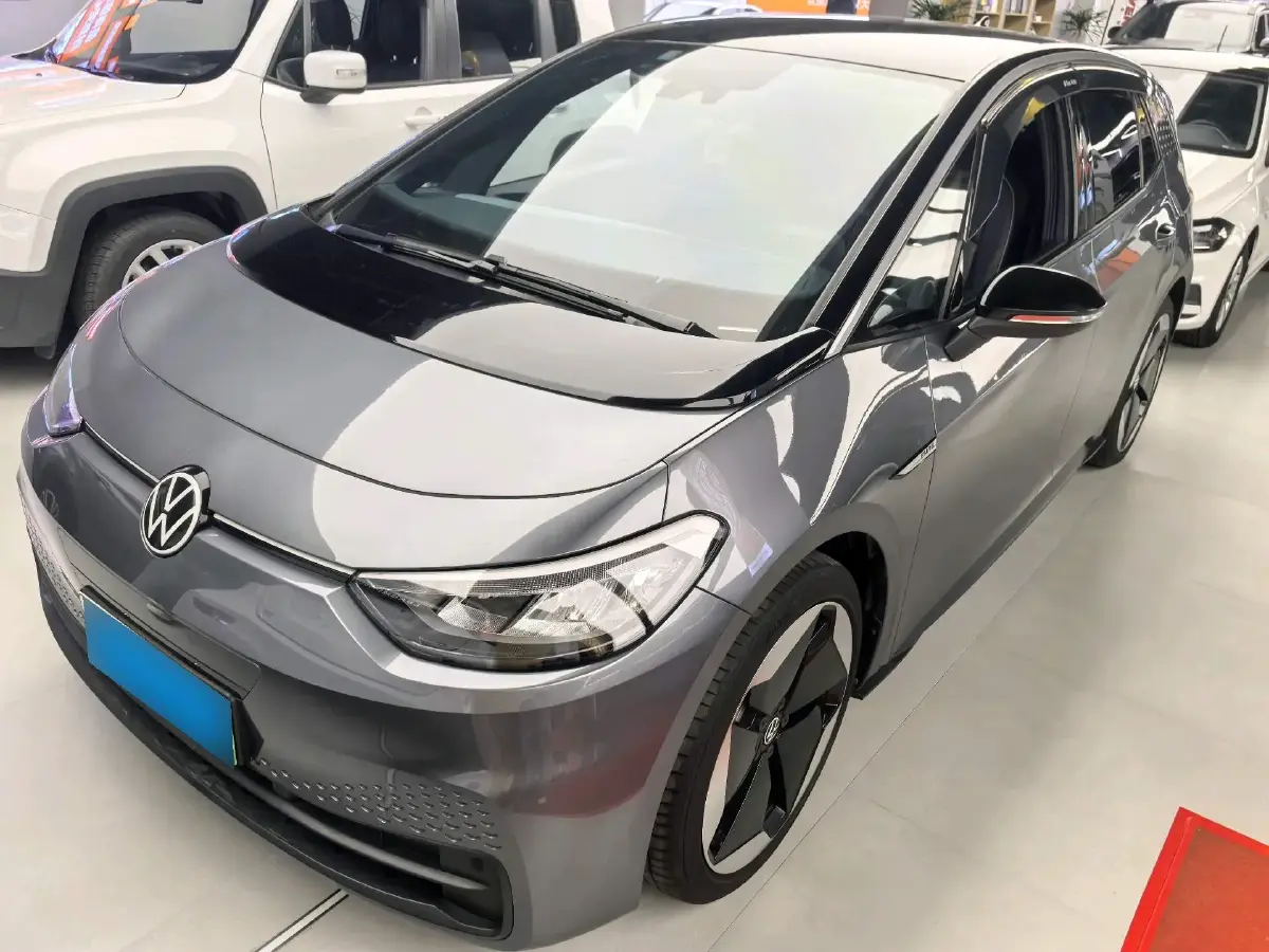 2023 Volkswagen ID.3 BEV 52.8KWH