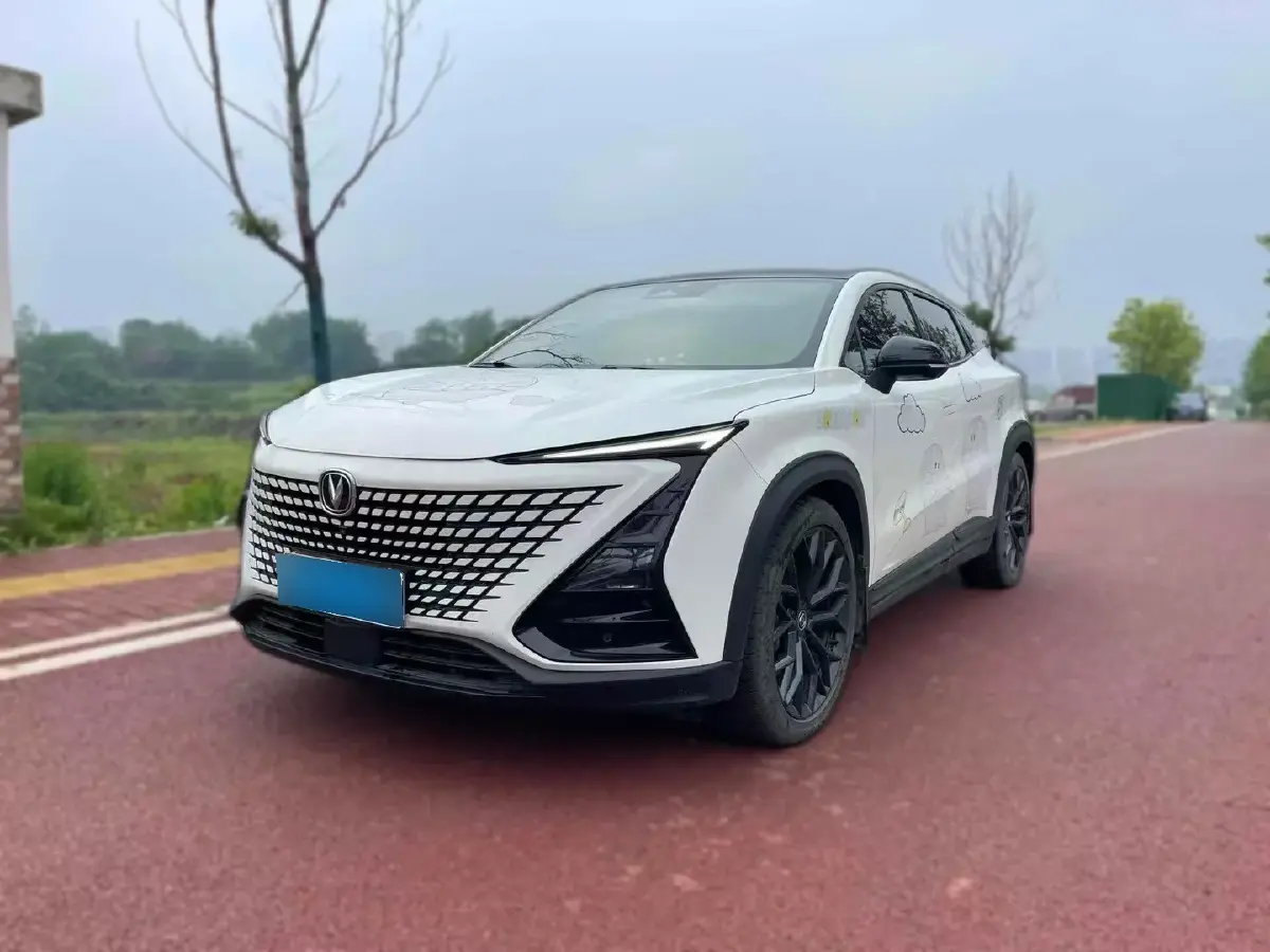 2022 ChangAn UNI-T 2.0T 233HP L4 8AT