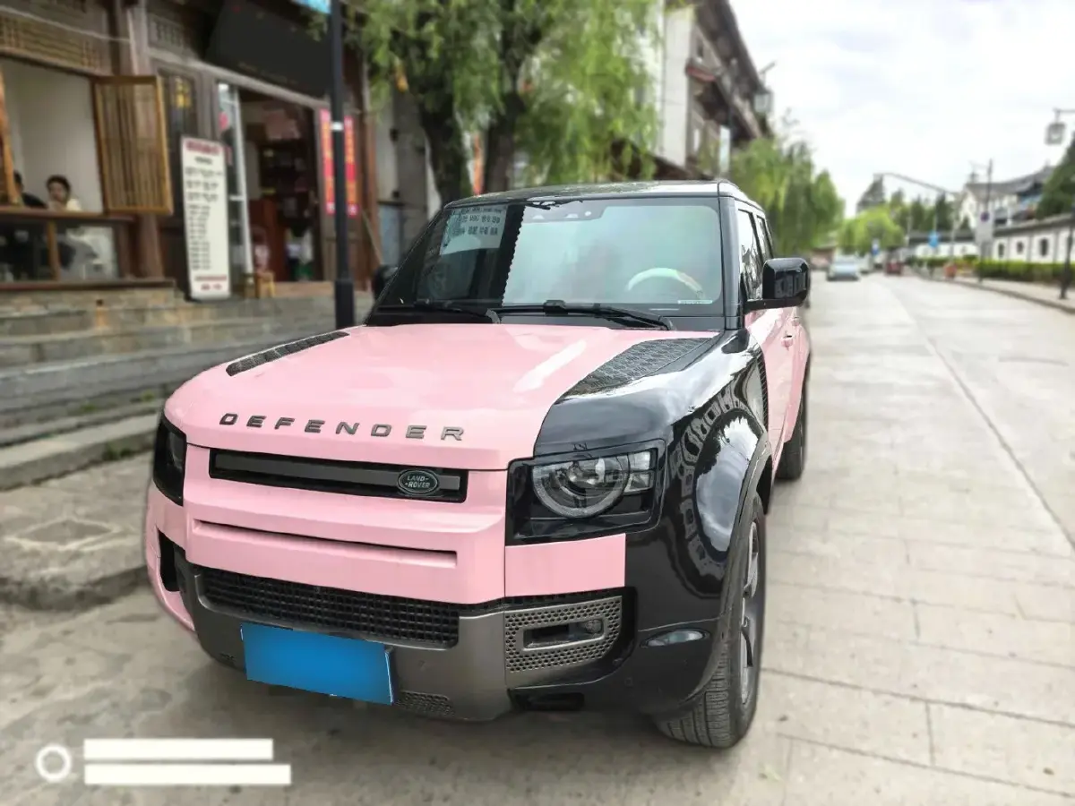 2023 Land Rover Defender 3.0T 400HP L6 8AT