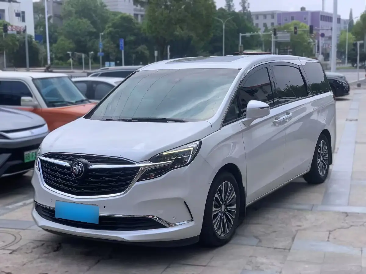 2022 Buick GL8 2.0T 237HP L4 9AT