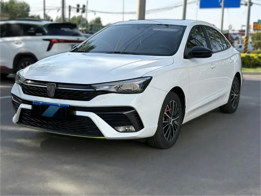 2021 Roewe i5 1.5L 120HP L4 CVT