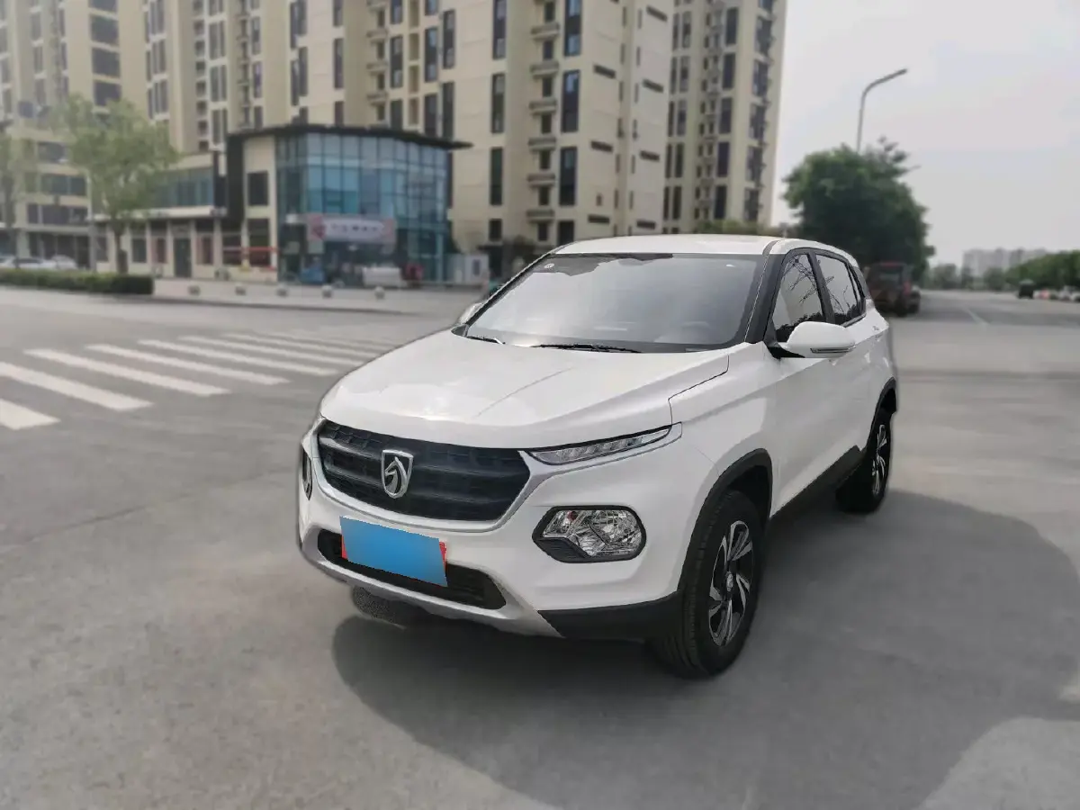 2019 BaoJun 510 1.5L 105HP L4 CVT