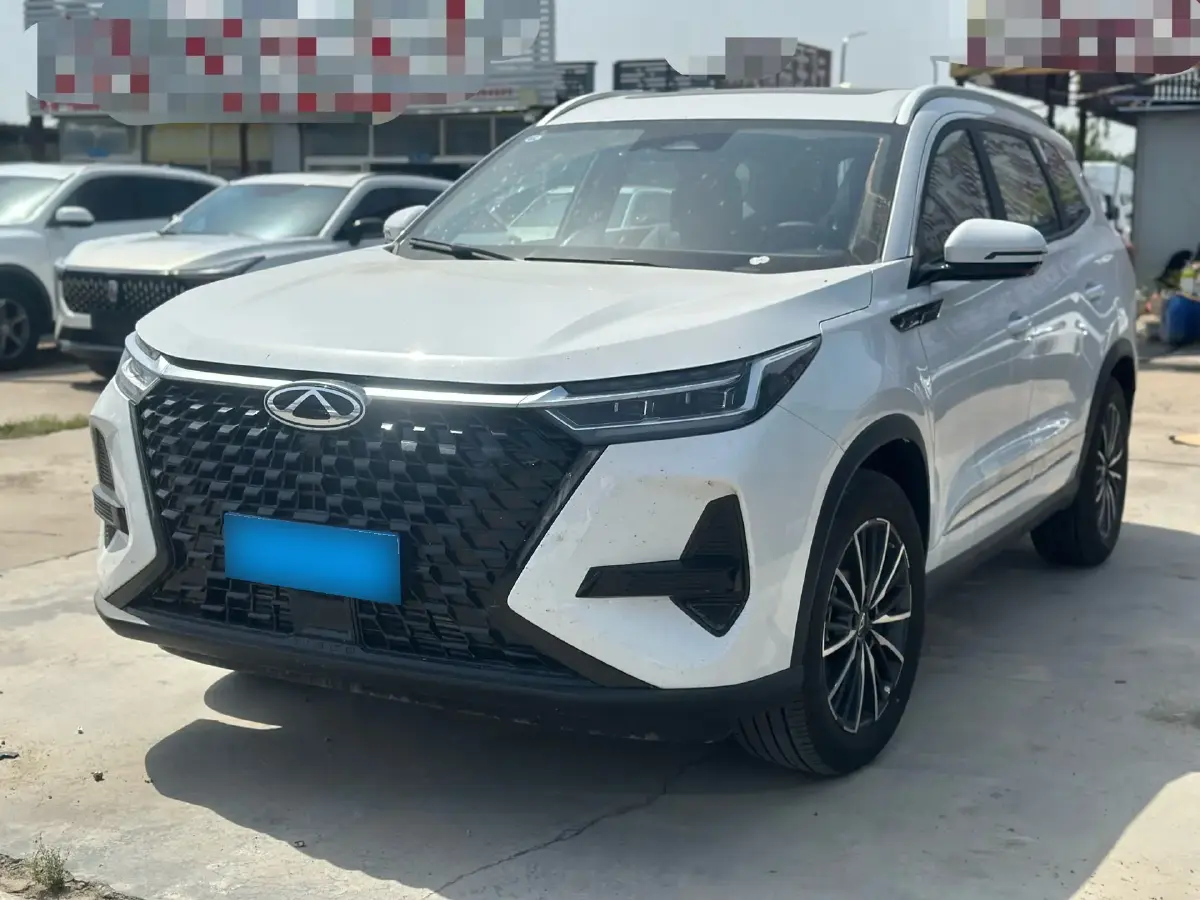 2025 Chery Tiggo 8 PRO 1.6T 197HP L4 7DCT