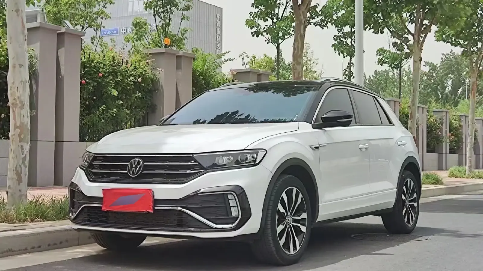 2022 Volkswagen T-Roc 1.4T 150HP L4 7DCT