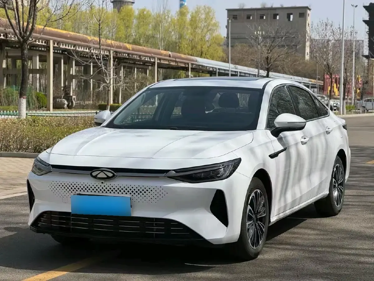 2024 Fulwin FulwinA8 1.5T 156HP L4 1DHT PHEV 18.3KWH