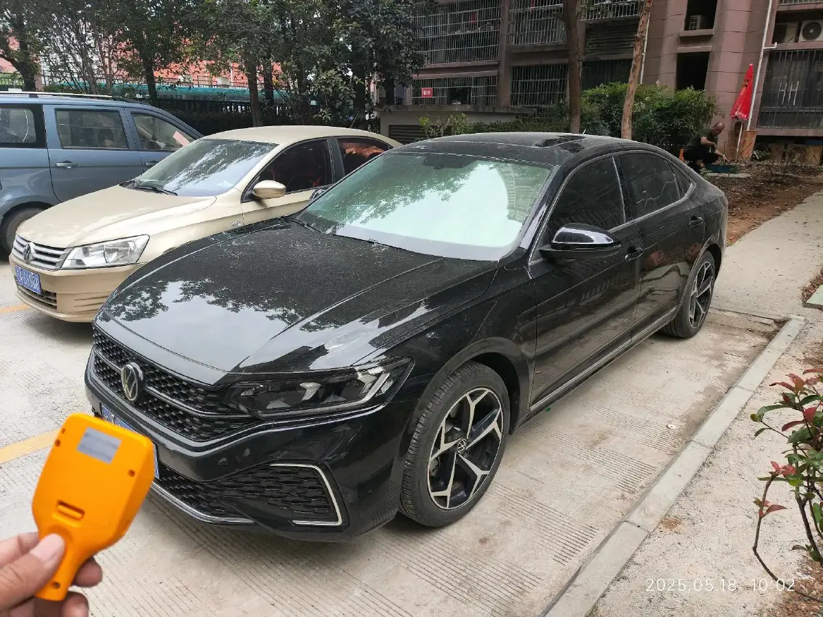 2022 Volkswagen Passat 2.0T 186HP L4 7DCT