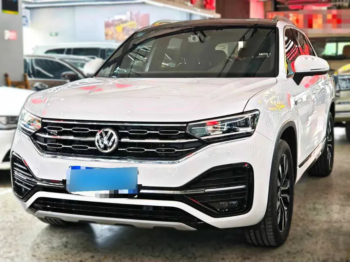 2022 Volkswagen Tayron 2.0T 220HP L4 7DCT