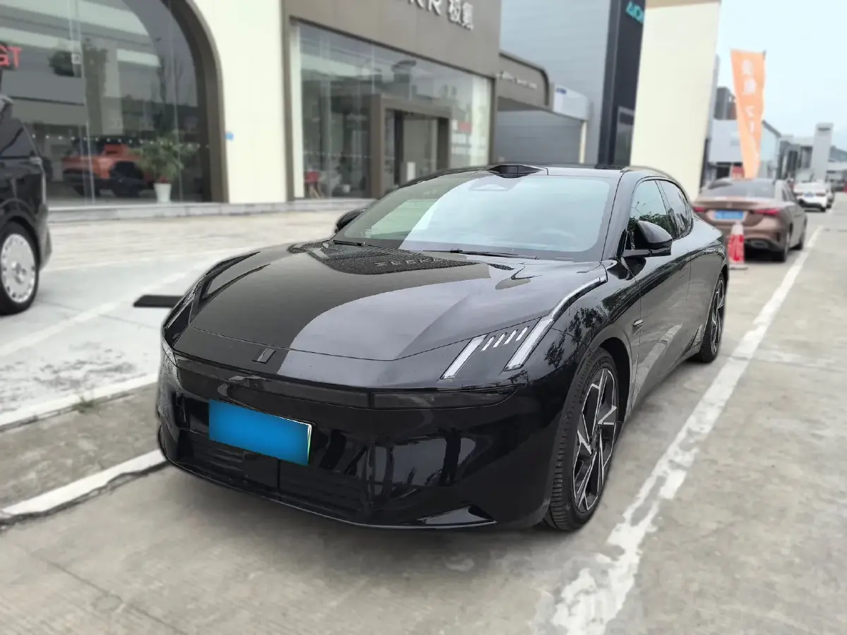 2025 LYNK&CO Z10 BEV 95KWH