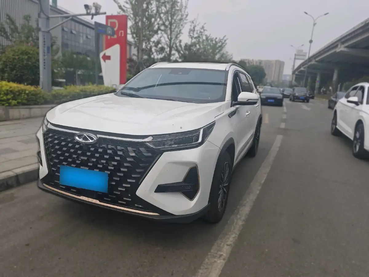 2022 Chery Tiggo 8 PRO 1.6T 197HP L4 7DCT