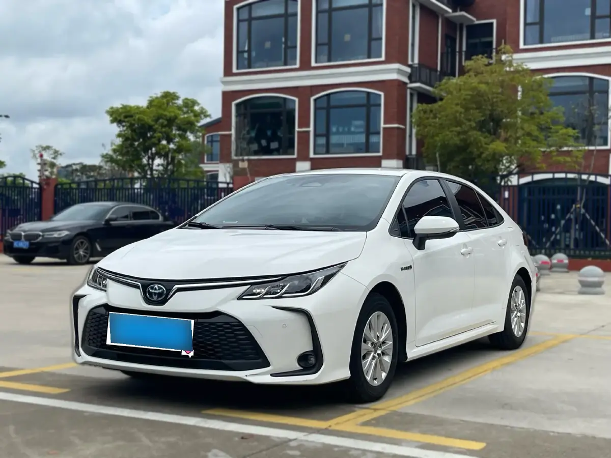 2023 Toyota Corolla 1.8L 98HP L4 E-CVT Hybrid