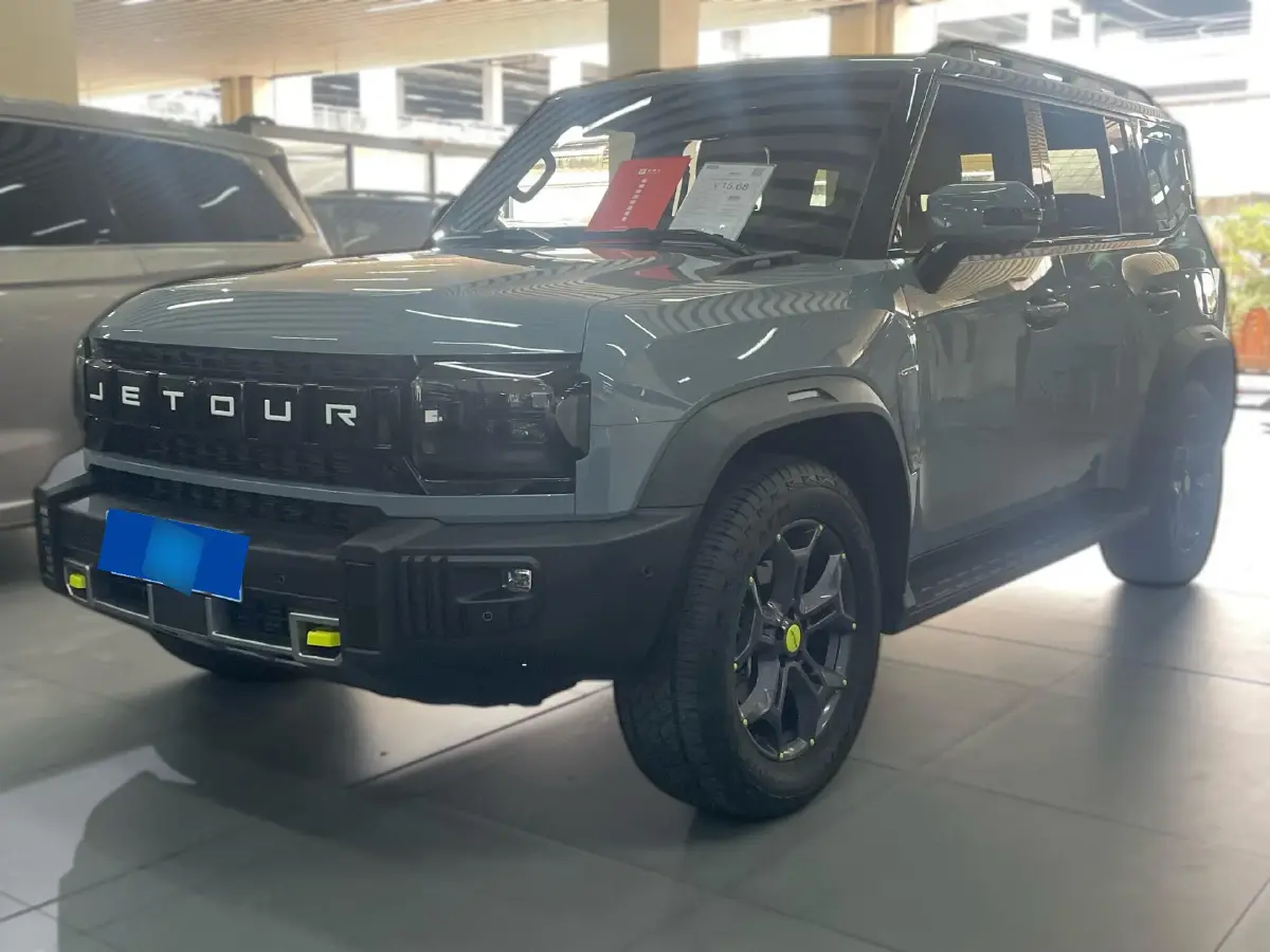 2023 Jetour Traveller 2.0T 254HP L4 7DCT